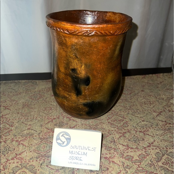 Original piece- Pottery vase from southwest museum, Los Angeles CA - Picture 2 of 5